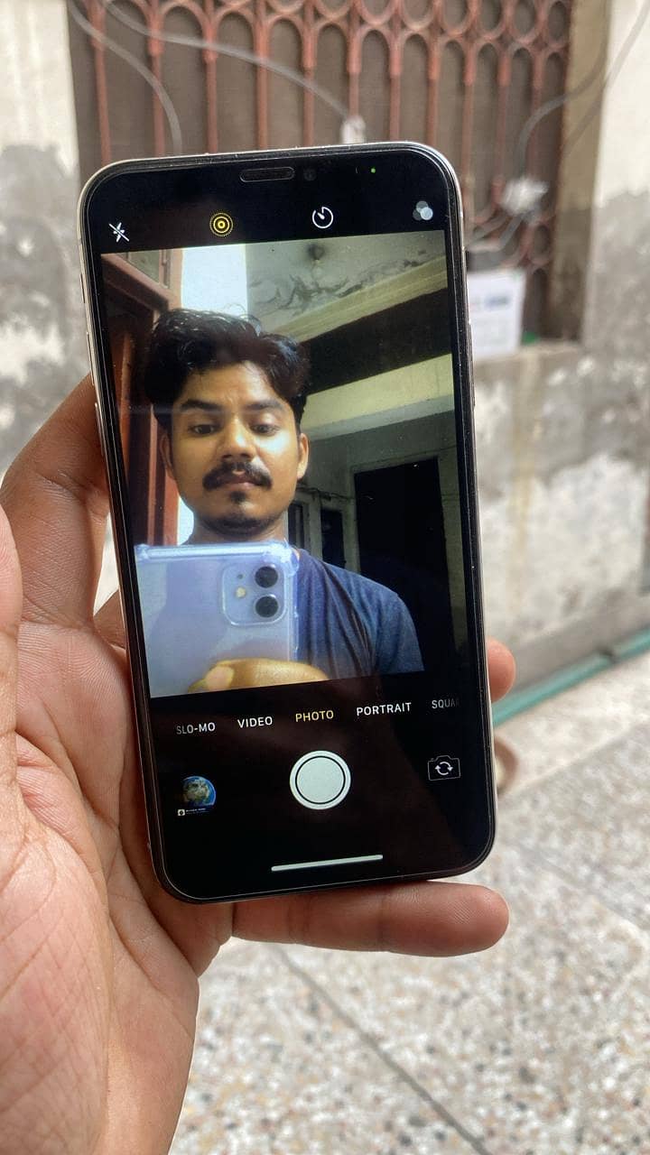 Apple iPhone X 5