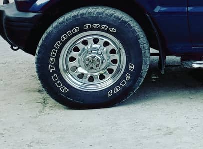 4x4  6 Nuts Rims And Tyres