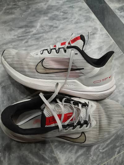 NIKE WINFLO-09