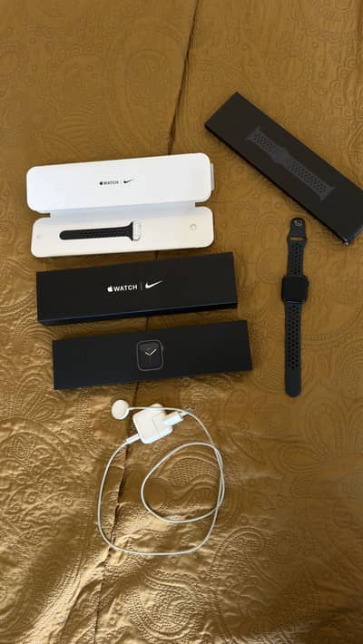 Apple watch series 6 Nike editon
