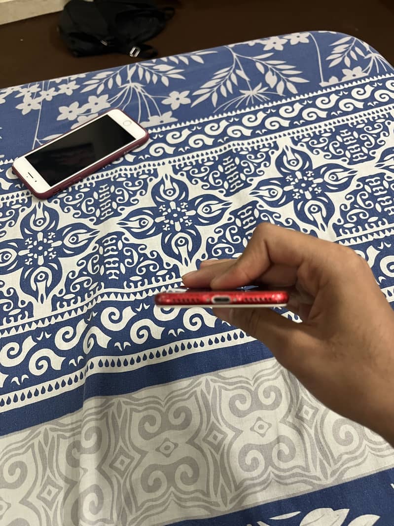 Apple iPhone 7 5