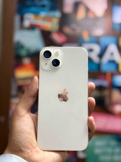 Apple iPhone 13