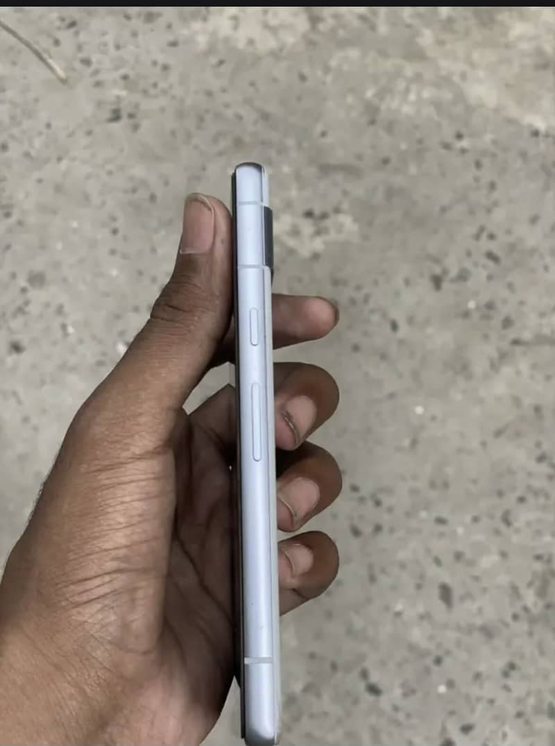 Google Pixel 7a 1
