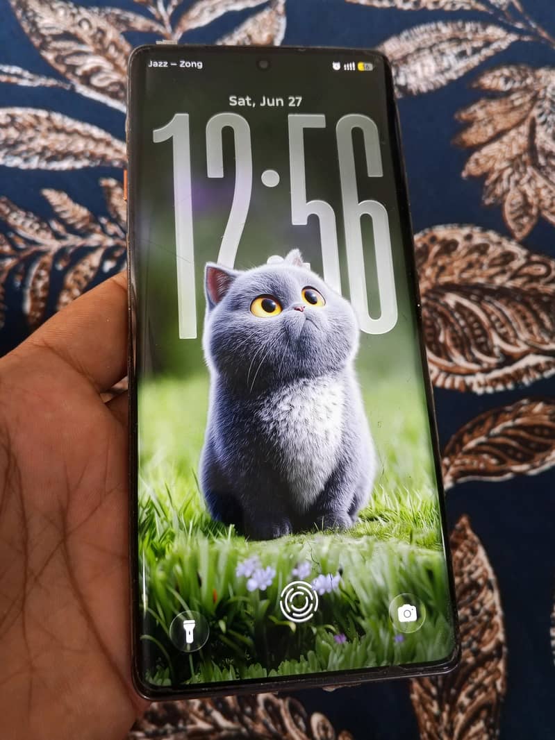 Tecno CAMON 40 Pro 3