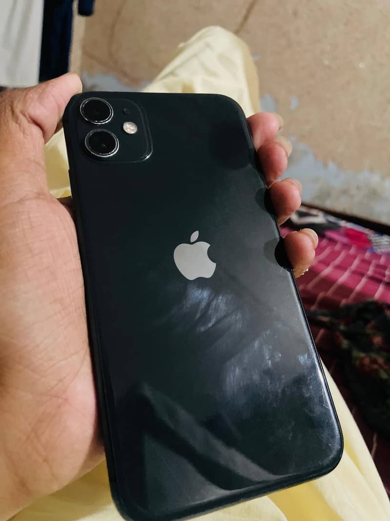 Apple iPhone 11 0