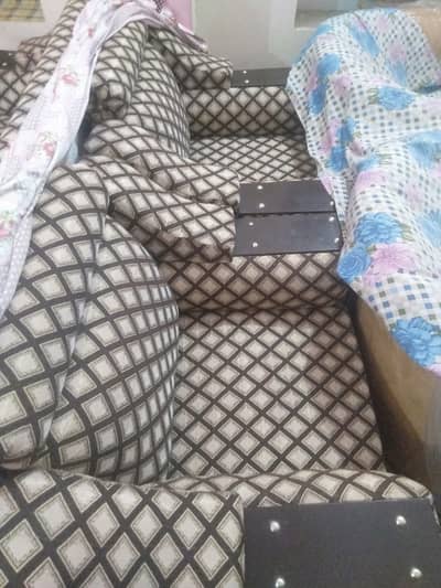Sofa set 5 seater