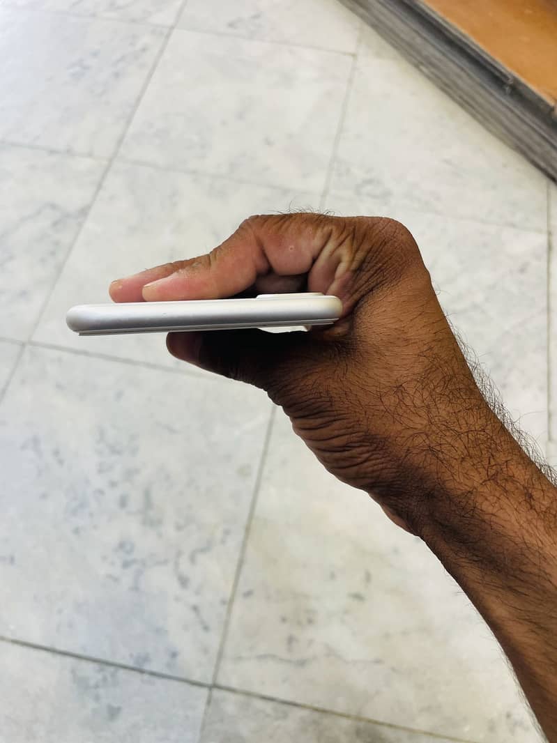 IPHONE 8PLUS PTA 5