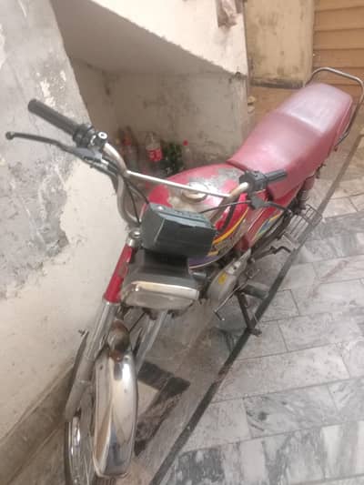 Rohi modal hai condition 10/7 hai