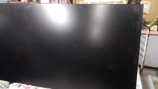 dava company monitor 55 inches add in Android box and remote