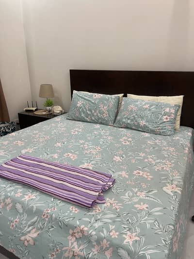 King size bed with 2 large side tables