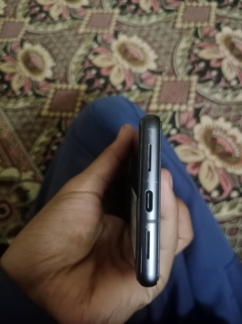 Google Pixel 7 5