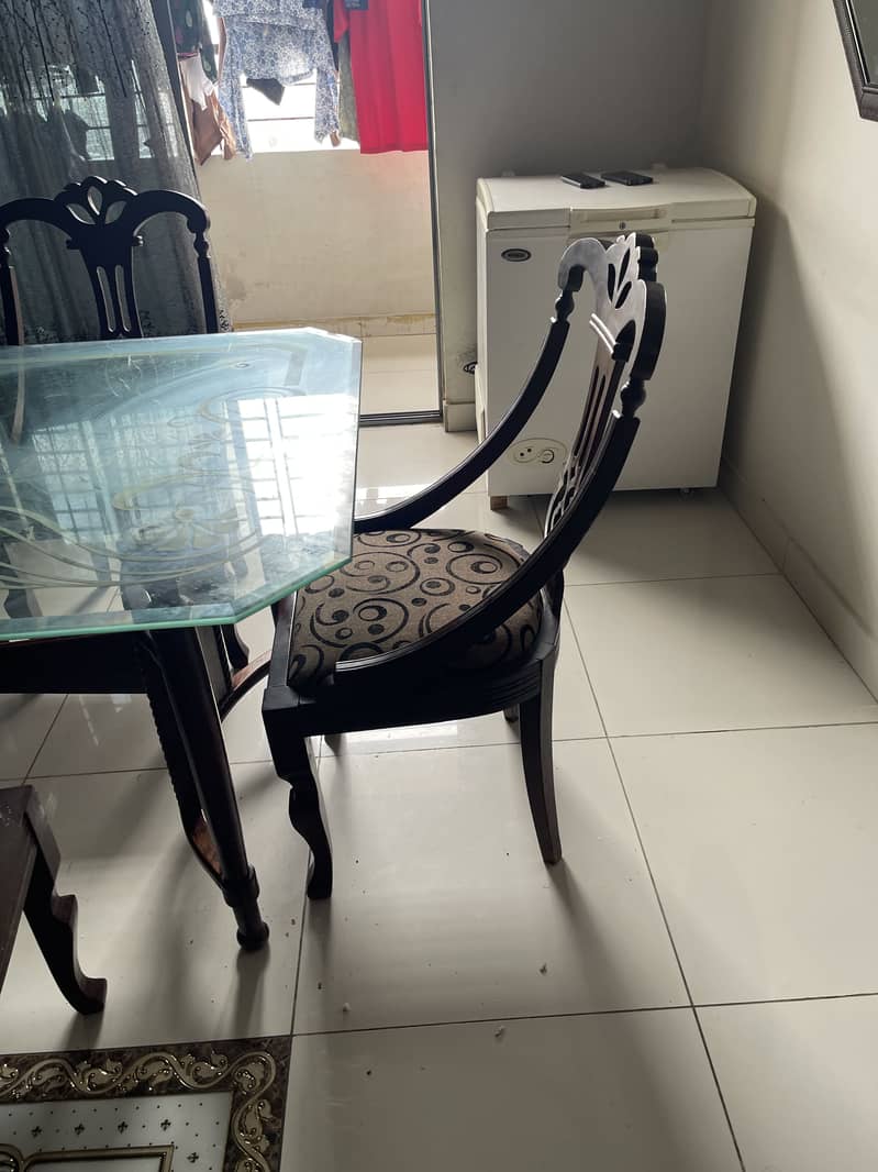 Dining table 3