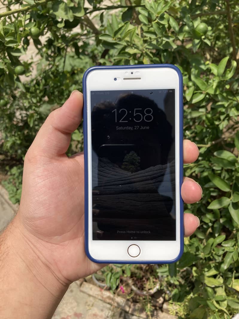 Apple iPhone 7 Plus 1