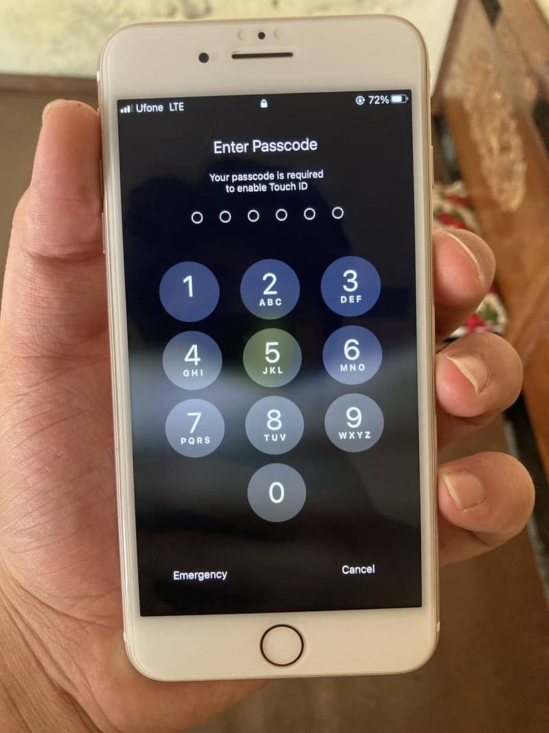 Apple iPhone 7 Plus 4