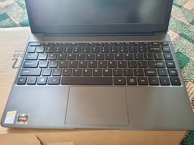 Almost new Laptop Mech-revo AMD Ryzen 5 7430U, 8GB RAM, and 256GB SSD