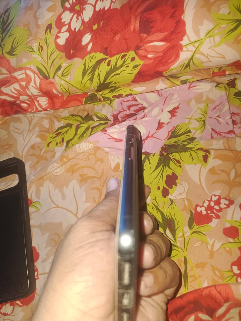 Google Pixel 8 2