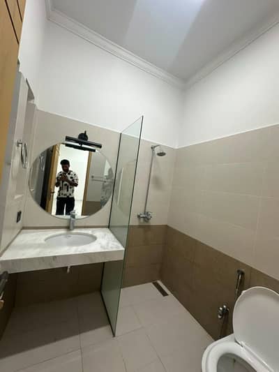 Spacious 8 Marla Upper Portion for Rent | Prime Location | Family-Friendly