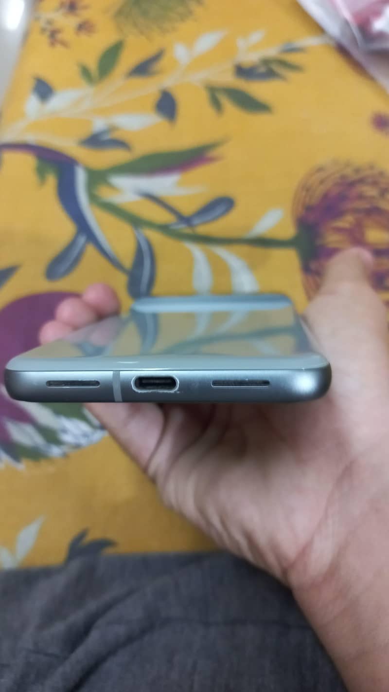Google Pixel 8 1