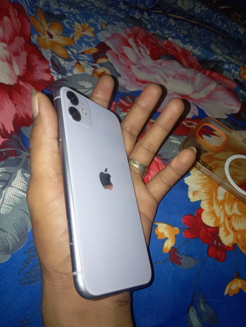 Apple iPhone 11 6