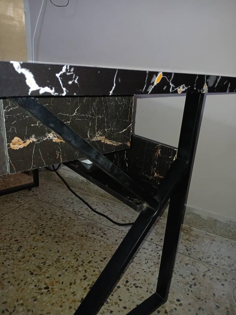 Office Study table 4ft 2