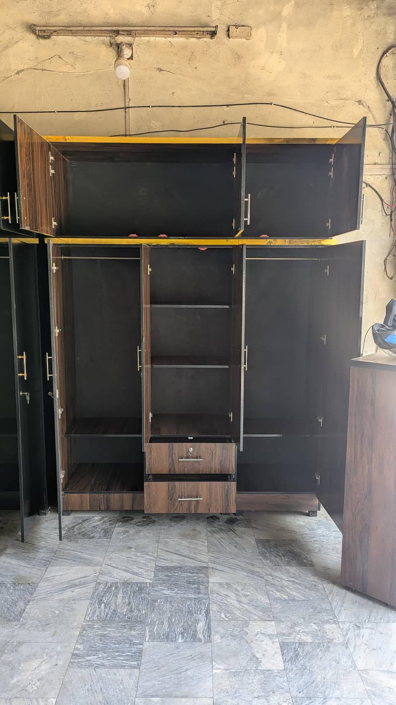 wardrobe 3