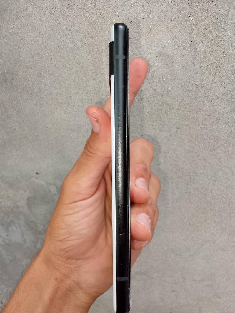 Google Pixel 6a 3