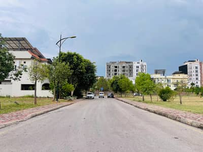 Prime Plot for Sale in Bahria Enclave Sector C1 | Fully Developed Area | Near Market & Park