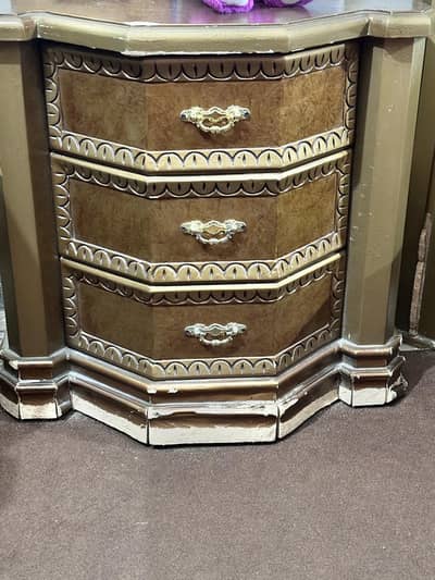 Complete Bedroom Furniture Set | Bed , Side Tables & Dressing Table