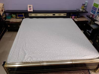 double bed and dressing table