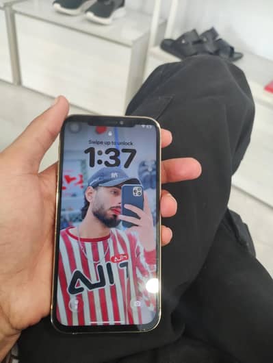 Apple iPhone 12 Pro 10 by 10 scratch less battery health 79