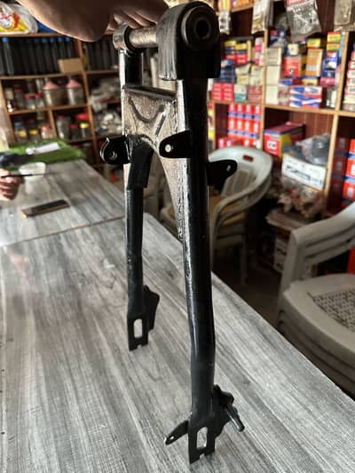 Ravi Piaggio Swing Arm