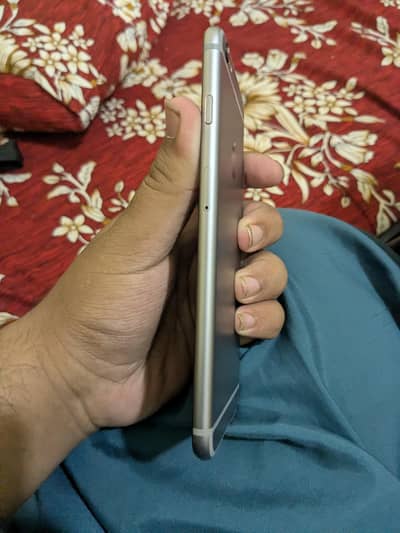 Apple iPhone 6S Plus