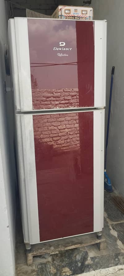 Dawlence Reflection Blood Red