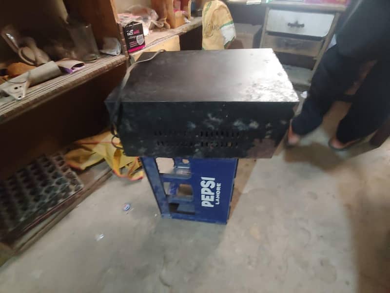 1000W 2