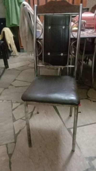 8 chair with table stand
