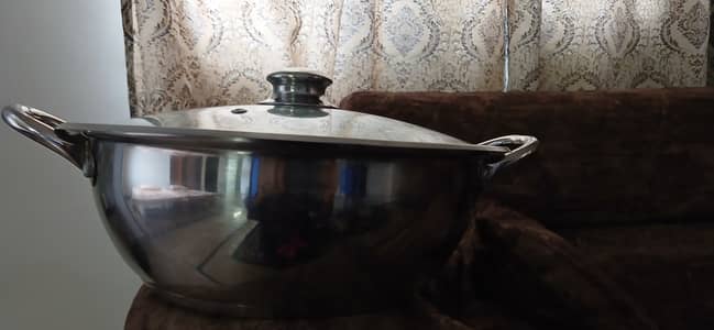 Stainless steel deep karahi with glass lid