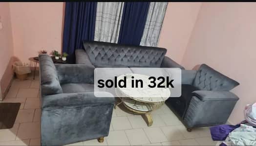 Sofas urgent sales