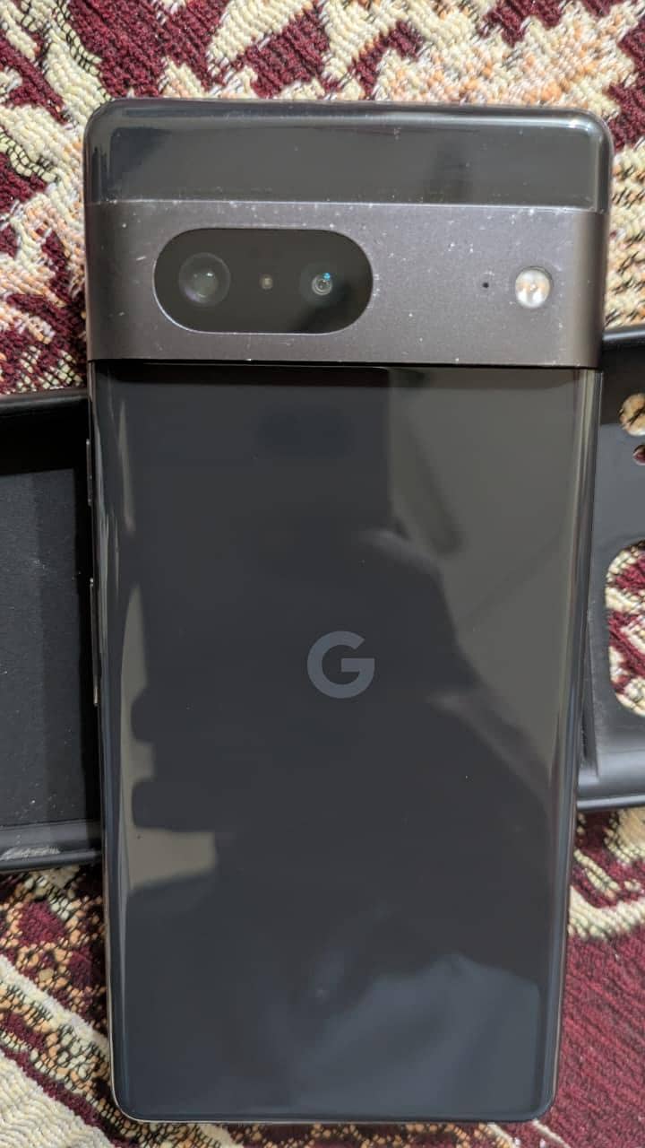 PIXEL 7 0