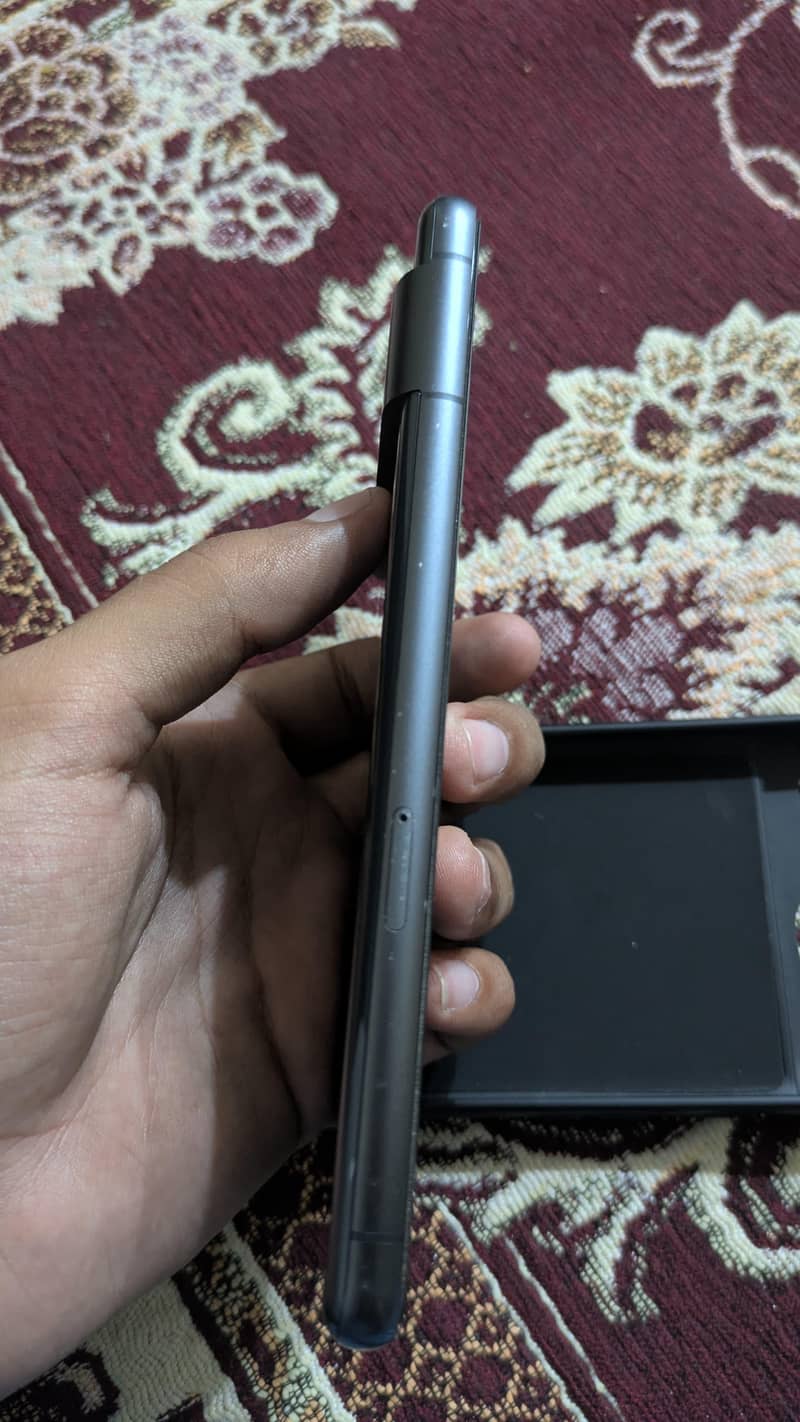 PIXEL 7 8