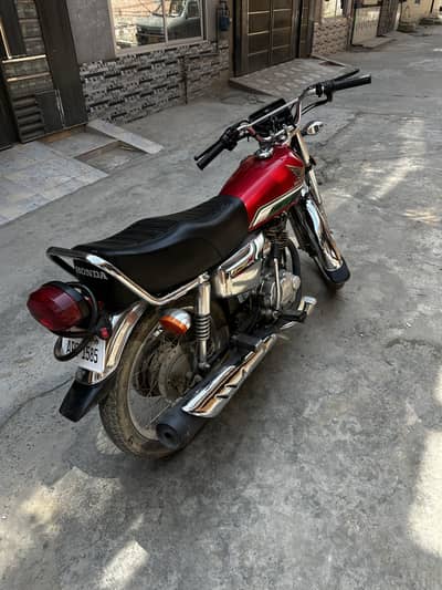 Honda 125 Self Start in Low Mileage & Best Condition