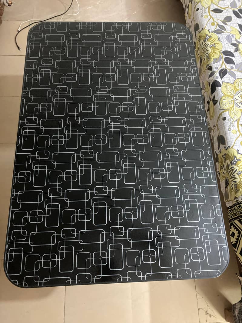 Foldable Table 0