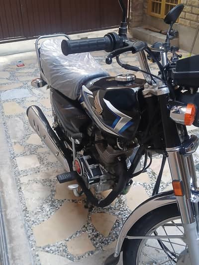 balck makanical   new bike second owner 03155676663