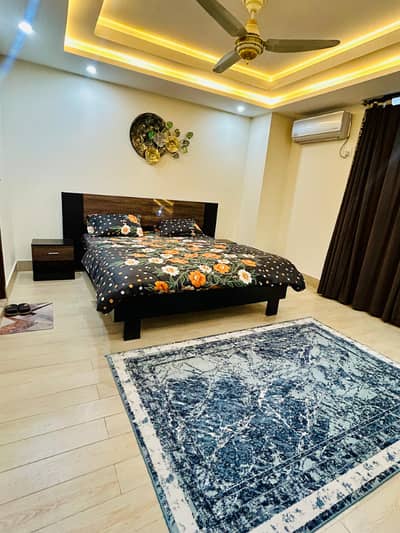 One BHK per day weekly monthly available for rent
