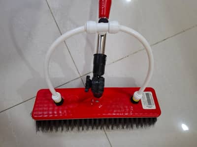 Solar Cleaning Brush