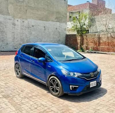 Honda Fit Hybrid S Package 2014 Import 2018 Registered | Lahore