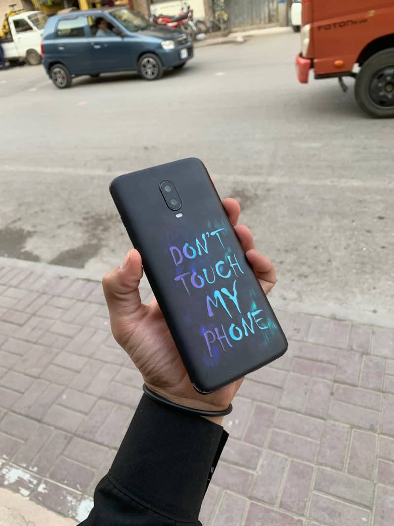 One Plus 6T 1