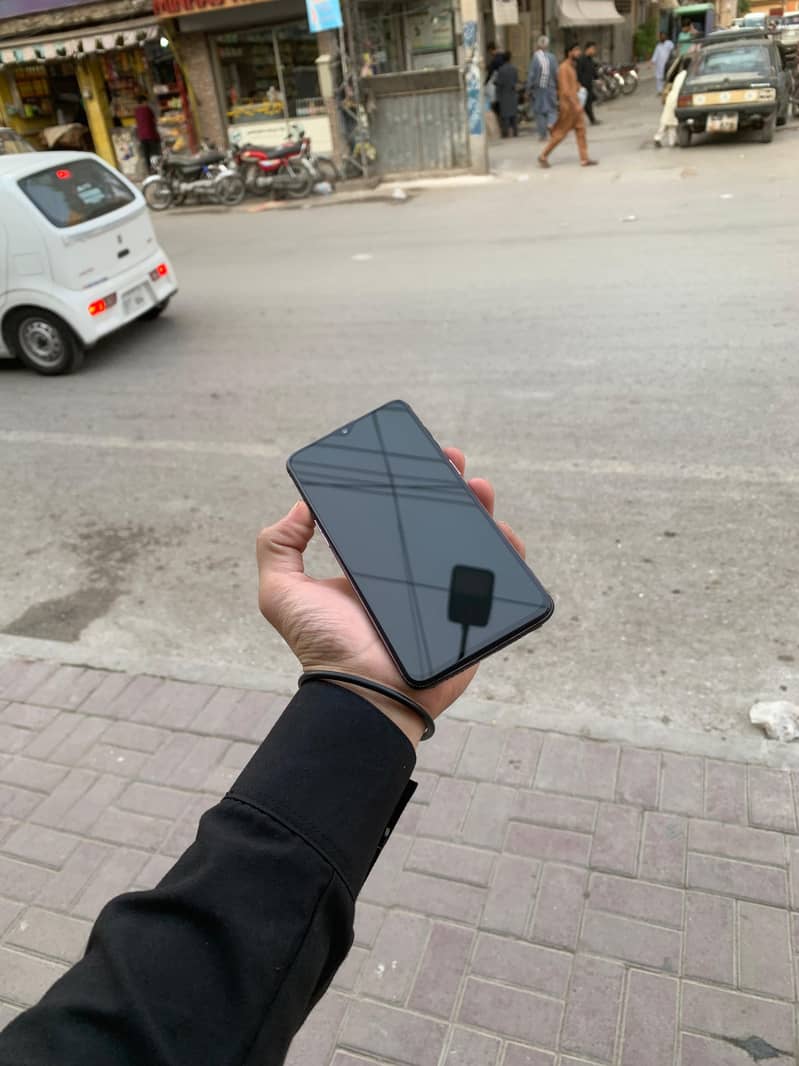 One Plus 6T 2