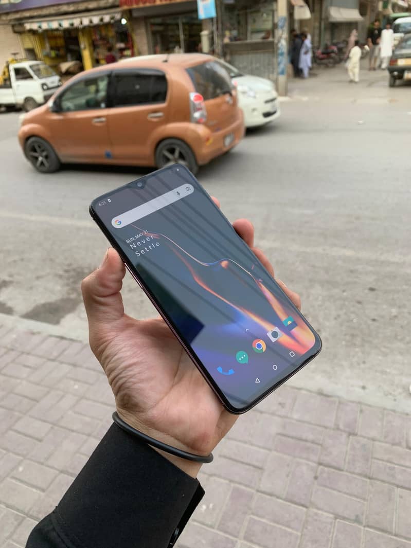 One Plus 6T 6