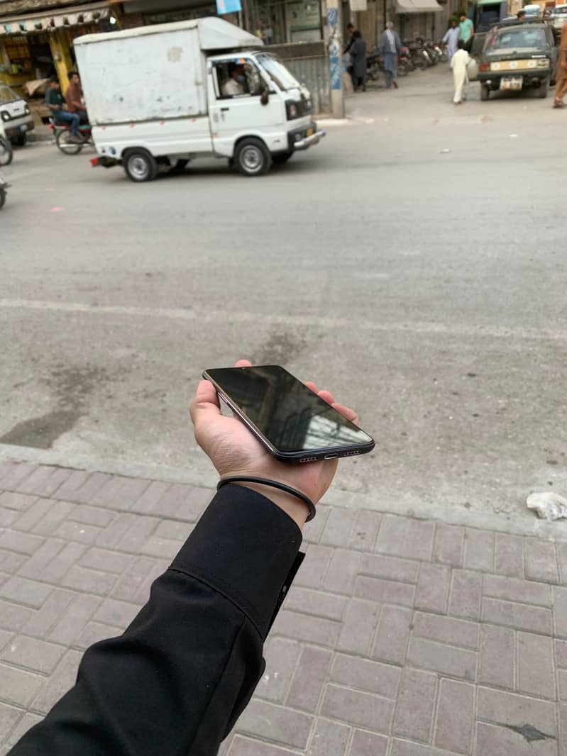 One Plus 6T 7