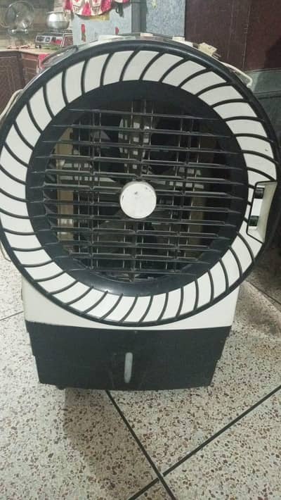 Room Air Ice Cooler